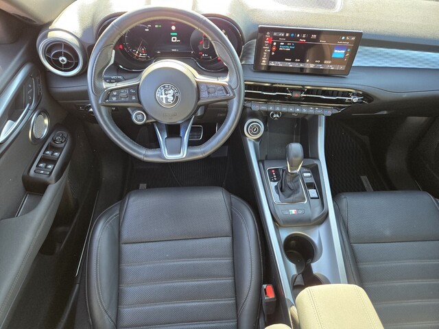 2024 Alfa Romeo Tonale Veloce - Alfa Rosso exterior view 12