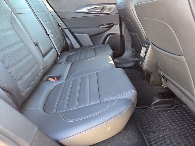 2024 Alfa Romeo Tonale Veloce - Alfa Rosso exterior view 14