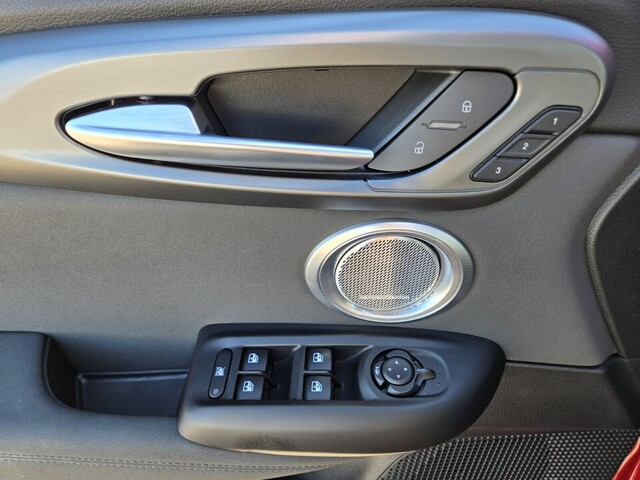 2024 Alfa Romeo Tonale Veloce - Alfa Rosso exterior view 17