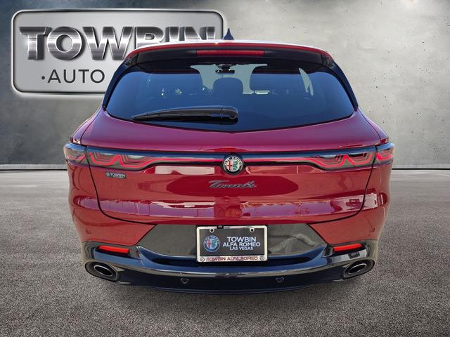 2024 Alfa Romeo Tonale Veloce - Alfa Rosso exterior view 5
