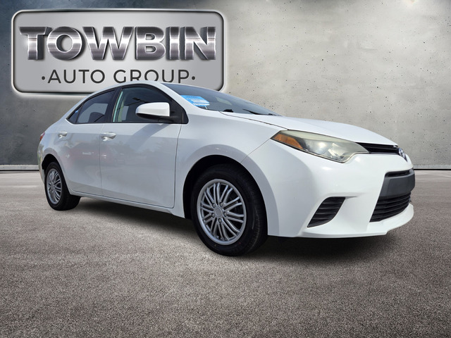 2014 Toyota Corolla LE - Super White exterior view 2