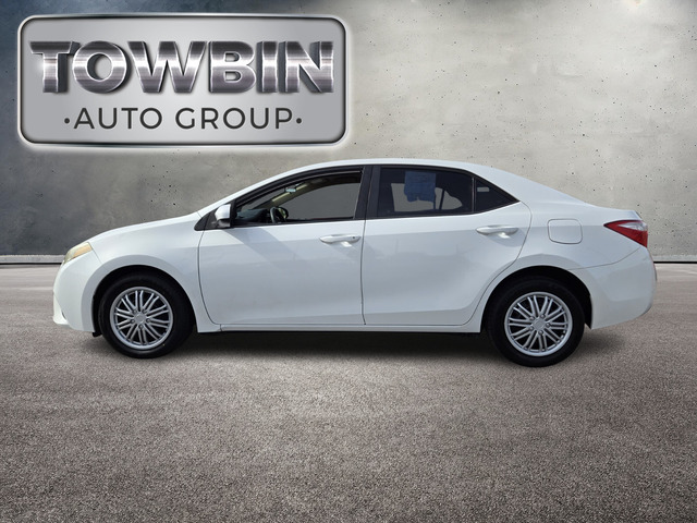 2014 Toyota Corolla LE - Super White exterior view 7