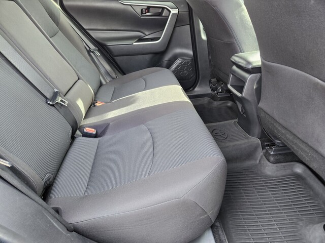 2021 Toyota RAV4 LE - Magnetic Gray Metallic exterior view 14