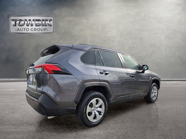 2021 Toyota RAV4 LE - Magnetic Gray Metallic exterior view 4