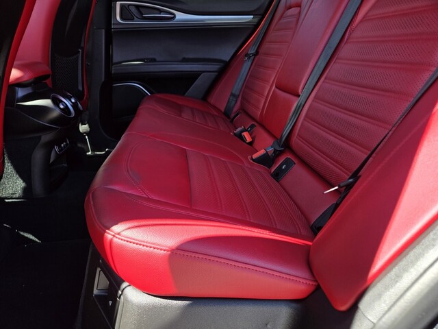 2022 Alfa Romeo Stelvio Veloce - Black Metallic exterior view 11