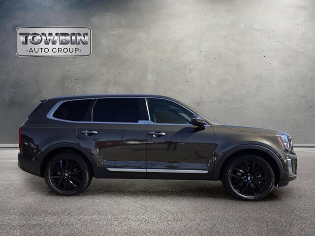 2020 Kia Telluride SX - Moss exterior view 3