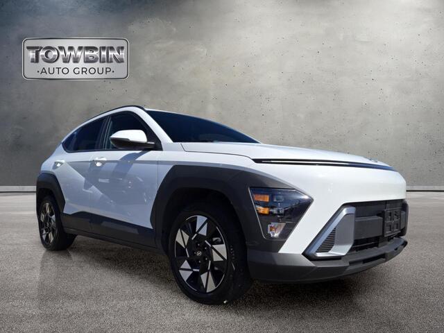 2025 Hyundai Kona SEL - White exterior view 2