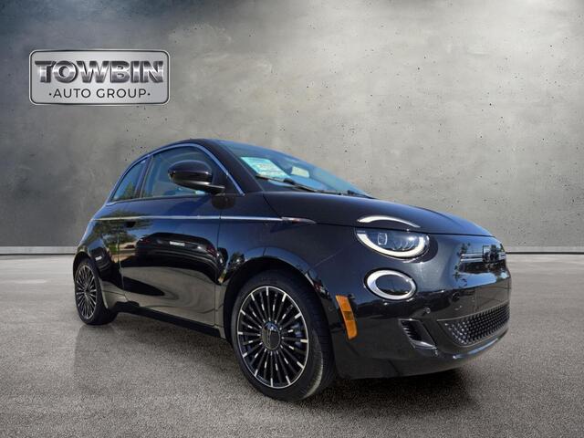 2024 Fiat 500e Battery Electric - Tuxedo Black exterior view 2