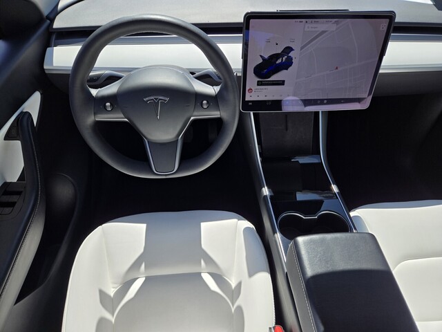 2021 Tesla Model Y Long Range - Deep Blue Metallic exterior view 12