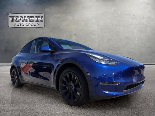 2021 Tesla Model Y Long Range - Deep Blue Metallic exterior view 2
