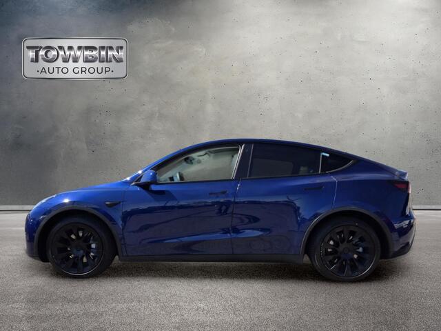 2021 Tesla Model Y Long Range - Deep Blue Metallic exterior view 7