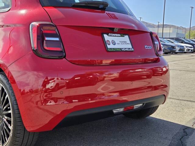 2024 Fiat 500e Battery Electric - Red by (Red) exterior view 5