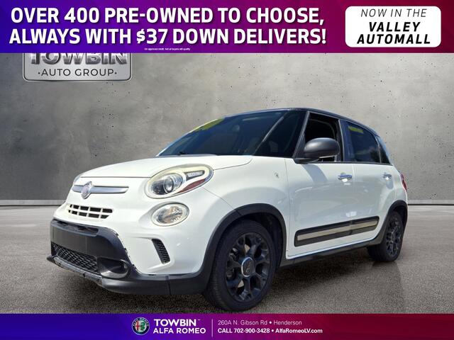 2015 Fiat 500L Trekking - White exterior view 1
