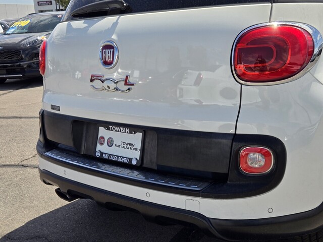 2015 Fiat 500L Trekking - White exterior view 5