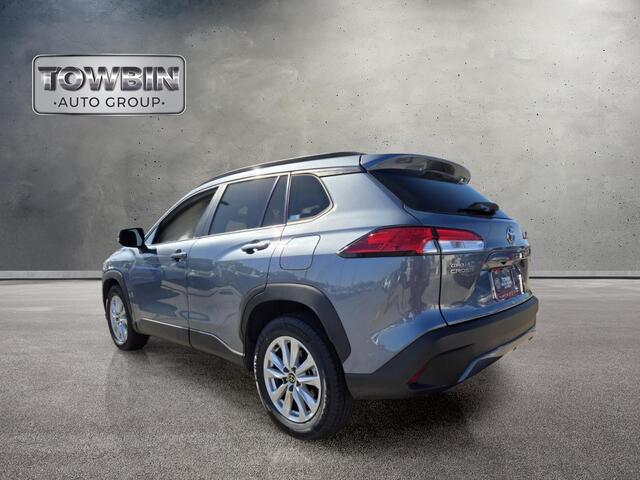 2022 Toyota Corolla Cross LE - Celestite exterior view 6