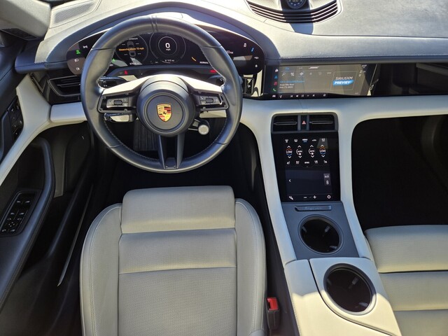 2021 Porsche Taycan 4S - White exterior view 12