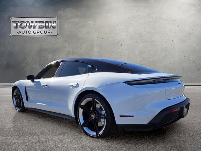 2021 Porsche Taycan 4S - White exterior view 6