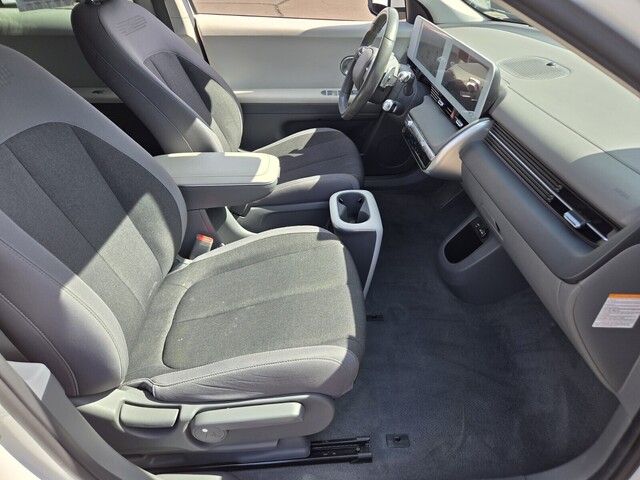 2024 Hyundai IONIQ 5 SEL - White exterior view 15