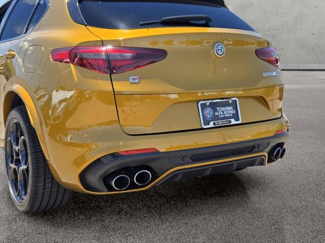 2022 Alfa Romeo Stelvio Quadrifoglio - Ocra Gt Tri-Coat exterior view 5