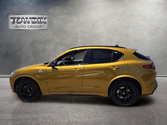 2022 Alfa Romeo Stelvio Quadrifoglio - Ocra Gt Tri-Coat exterior view 7