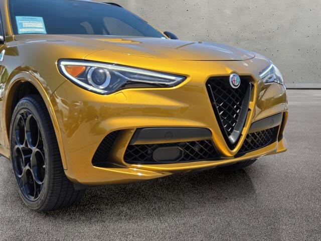 2022 Alfa Romeo Stelvio Quadrifoglio - Ocra Gt Tri-Coat exterior view 8