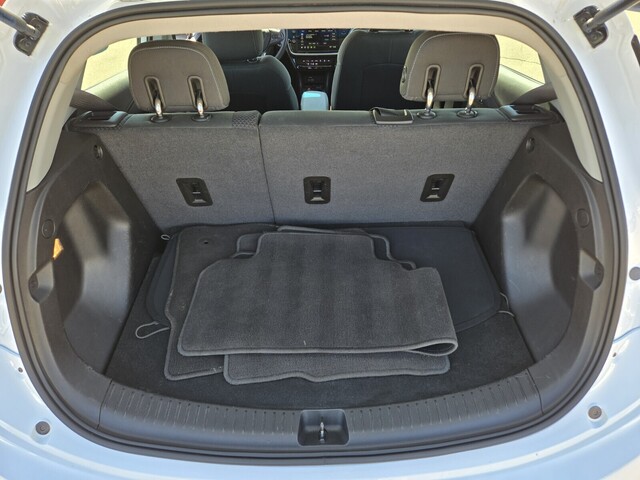 2023 Chevrolet Bolt EV 1LT - Summit White exterior view 13