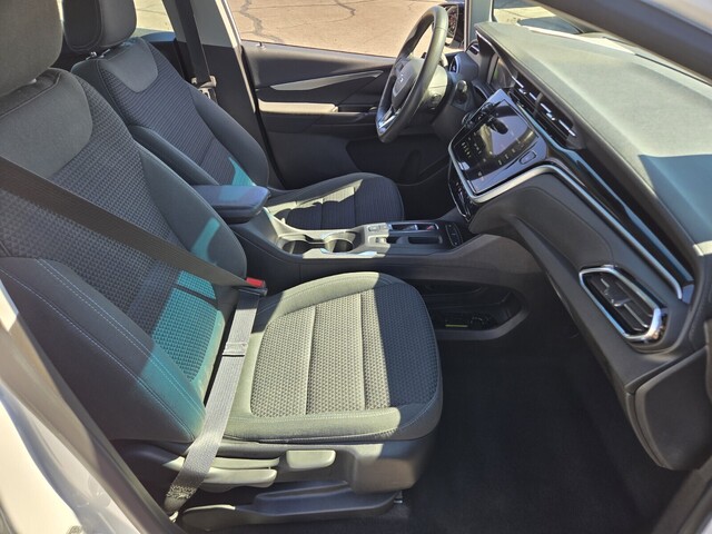 2023 Chevrolet Bolt EV 1LT - Summit White exterior view 15