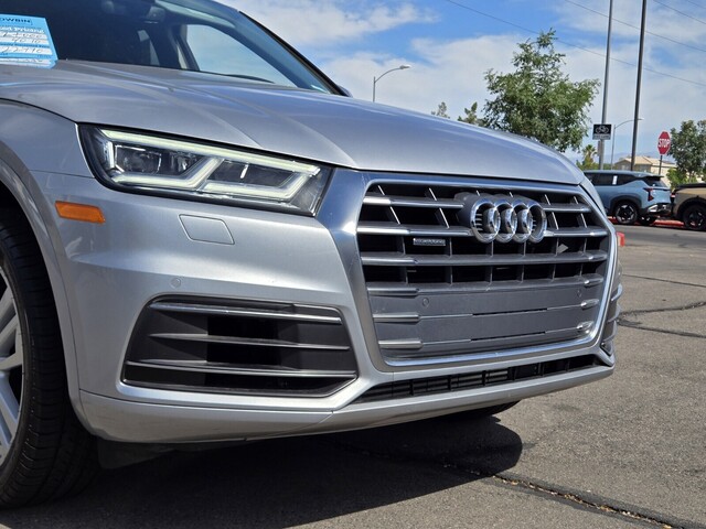 2018 Audi Q5 2.0T - Silver Metallic exterior view 8