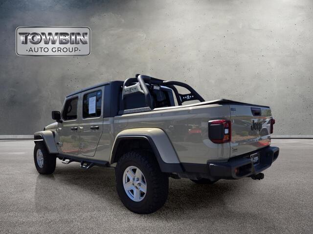 2020 Jeep Gladiator Sport - Gobi Clearcoat exterior view 6