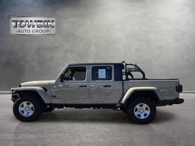 2020 Jeep Gladiator Sport - Gobi Clearcoat exterior view 7