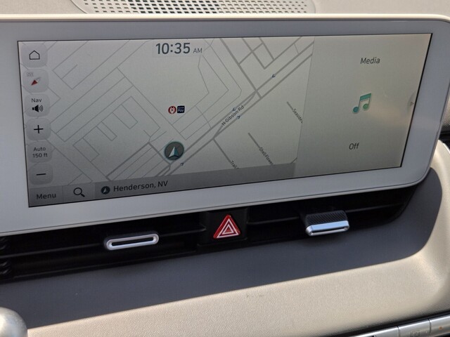 2023 Hyundai IONIQ 5 SE - White exterior view 20