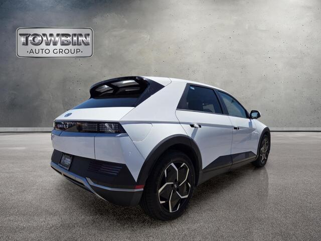 2023 Hyundai IONIQ 5 SE - White exterior view 4