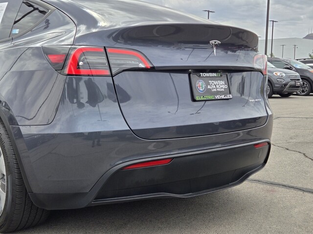 2023 Tesla Model Y Long Range - Midnight Silver Metallic exterior view 5