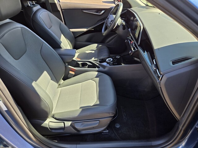 2023 Kia Niro EV Wind - Mineral Blue exterior view 15
