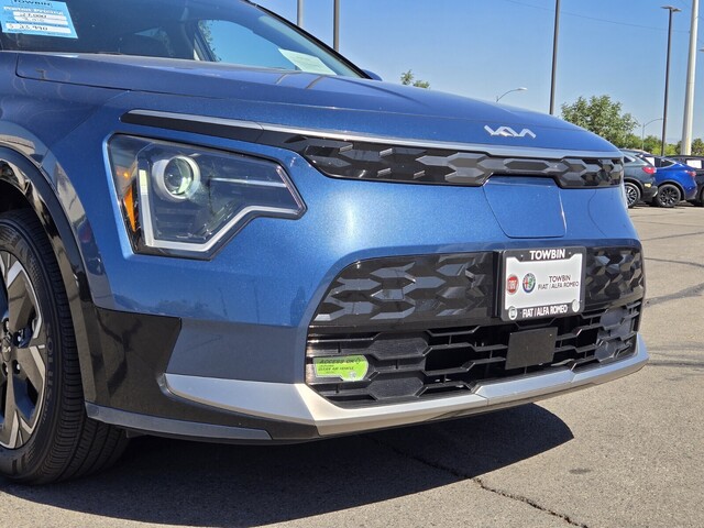 2023 Kia Niro EV Wind - Mineral Blue exterior view 8