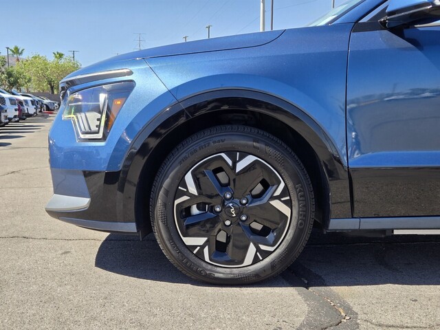 2023 Kia Niro EV Wind - Mineral Blue exterior view 9
