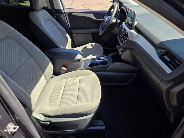 2022 Ford Escape Plug-In Hybrid SE - Blue Metallic exterior view 15