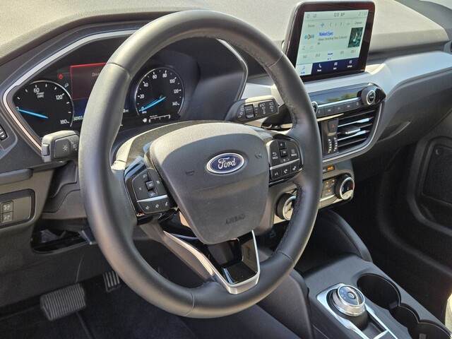 2022 Ford Escape Plug-In Hybrid SE - Blue Metallic exterior view 18