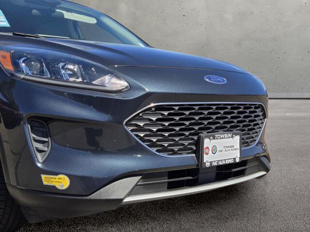 2022 Ford Escape Plug-In Hybrid SE - Blue Metallic exterior view 8