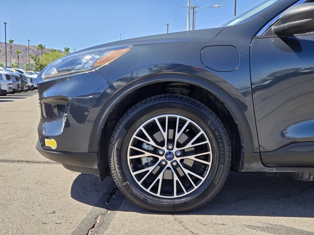 2022 Ford Escape Plug-In Hybrid SE - Blue Metallic exterior view 9