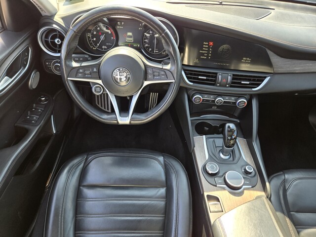 2018 Alfa Romeo Giulia Ti - White exterior view 13
