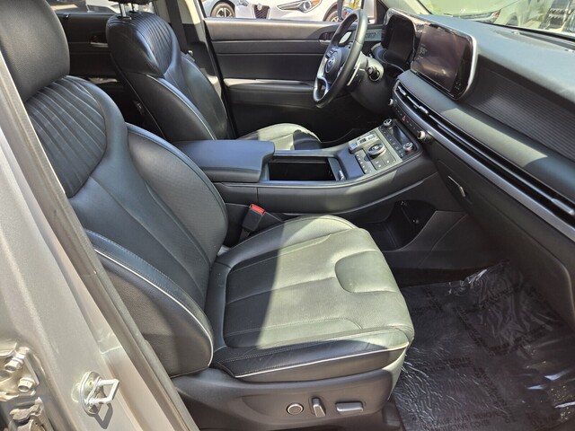 2023 Hyundai Palisade Limited - Silver exterior view 16