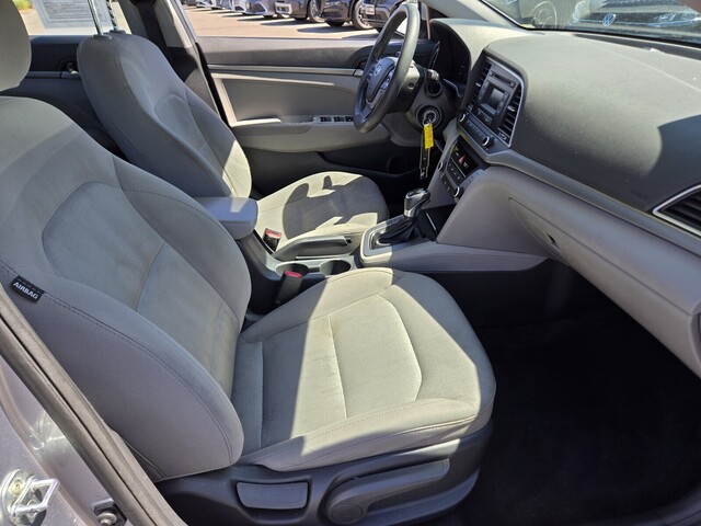 2017 Hyundai Elantra SE - Gray Metallic exterior view 14