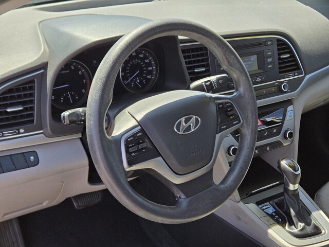 2017 Hyundai Elantra SE - Gray Metallic exterior view 16