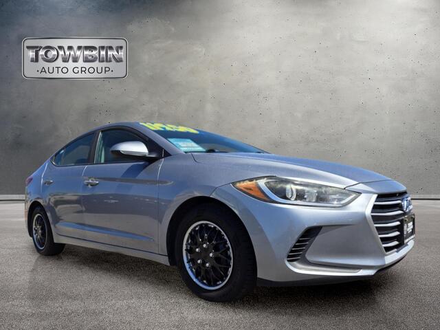 2017 Hyundai Elantra SE - Gray Metallic exterior view 2
