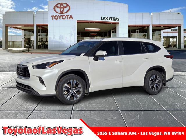 2023 Toyota Highlander XLE FWD