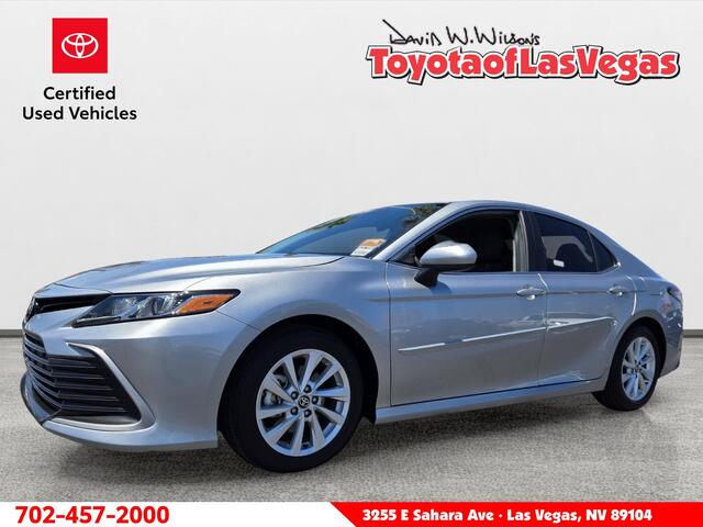 Celestial Silver Metallic 2024 Toyota Camry Sedan Front-Wheel Drive Automatic
