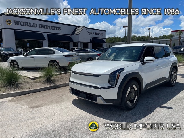 2024 Kia EV9 Light RWD