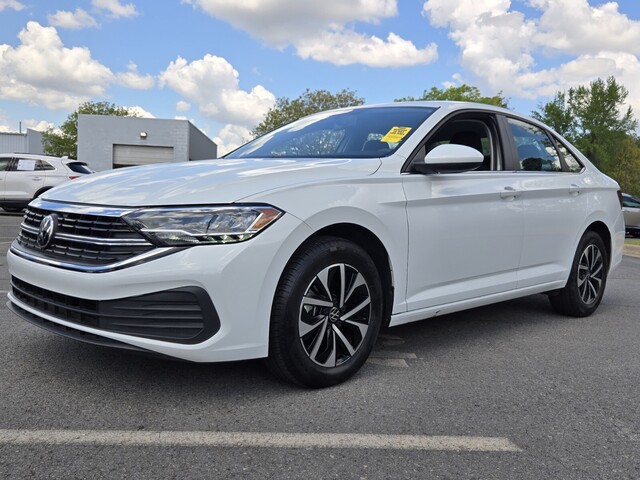 Pure White 2022 Volkswagen Jetta 1.5T S FWD Sedan Front-Wheel Drive Automatic