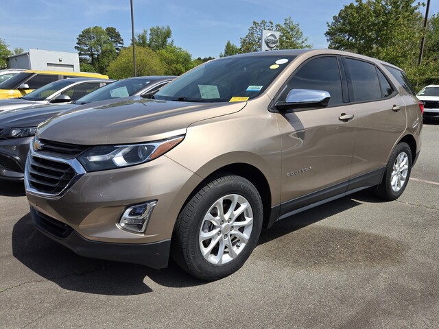 Sandy Ridge Metallic 2018 Chevrolet Equinox 1.5T LS FWD SUV / Crossover Front-Wheel Drive 6-Speed Automatic Overdrive